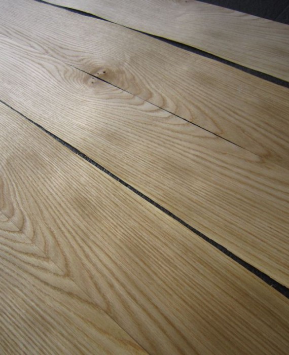 F531-1 Eiken 194×14,5-15,5cm
