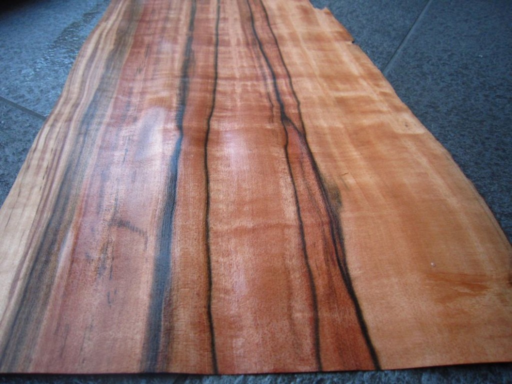 Tineo 50×27/30cm HoutFineer.nl