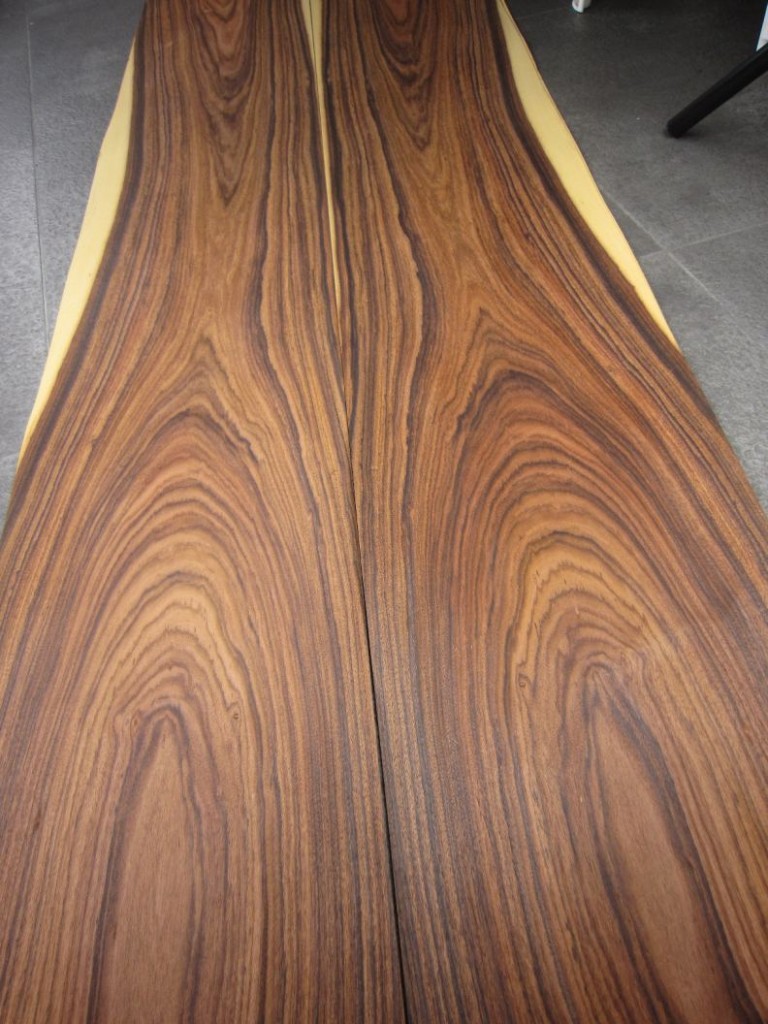 Palisander 28/29x276cm HoutFineer.nl